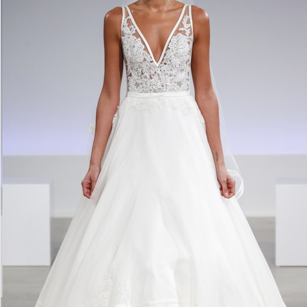 Sidney Wedding Dress by Anne Barge